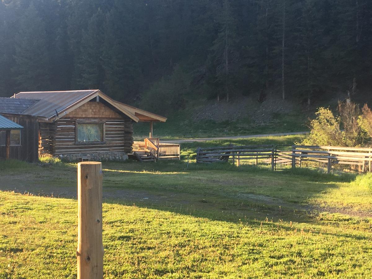 Creek Cabin Gardiner Esterno foto